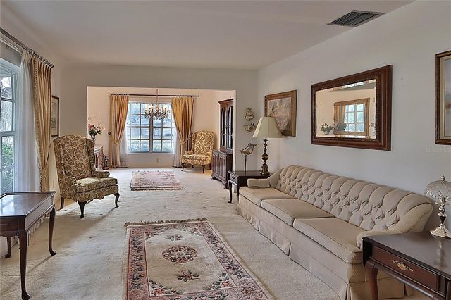 10502 LAKE CARROLL WAY, Tampa, FL 33618