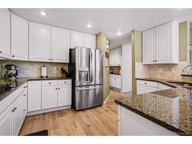 2615 Signal Creek Dr, Thornton, CO 80241