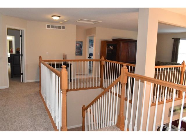 2615 Signal Creek Dr, Thornton, CO 80241