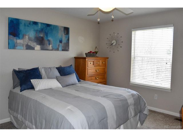 2615 Signal Creek Dr, Thornton, CO 80241