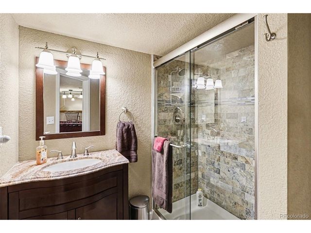 2615 Signal Creek Dr, Thornton, CO 80241