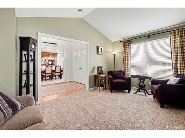 2615 Signal Creek Dr, Thornton, CO 80241