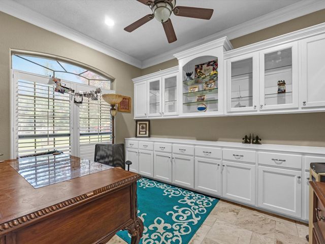 218 Lago Trace Drive, Huffman, TX 77336