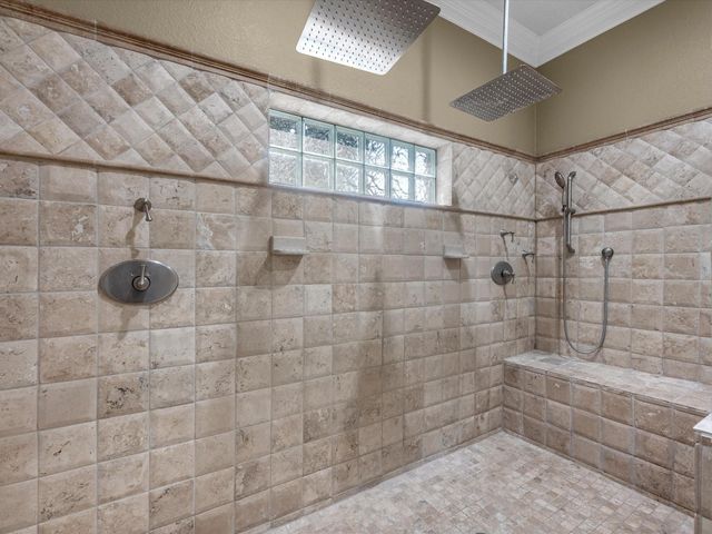 218 Lago Trace Drive, Huffman, TX 77336