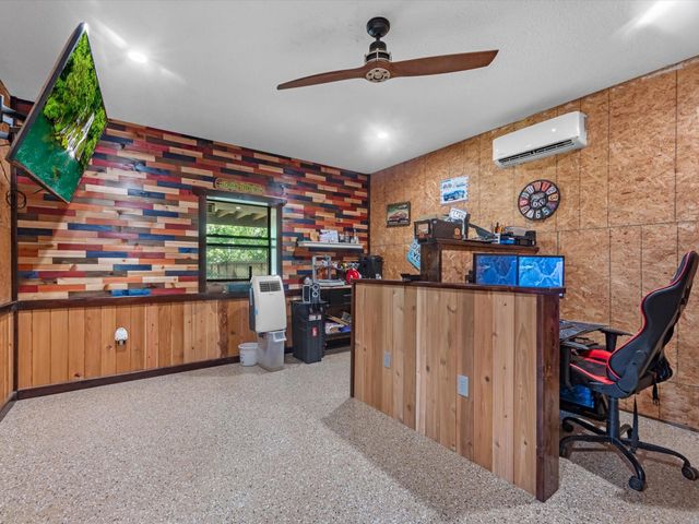 218 Lago Trace Drive, Huffman, TX 77336