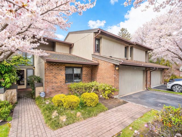 129 Golf View Drive 129, Jericho, NY 11753