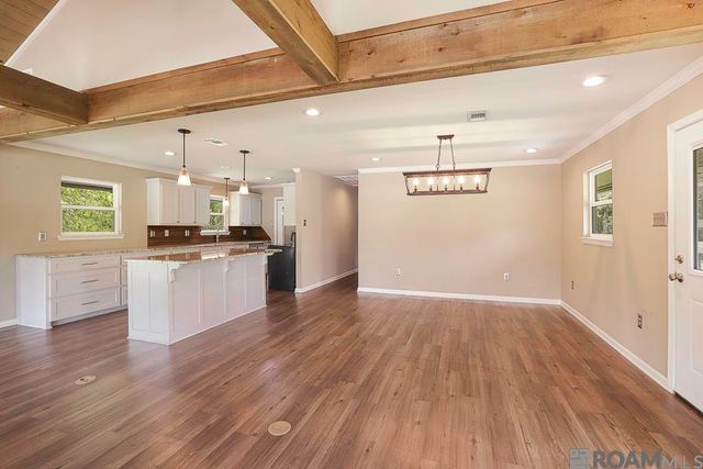 18485 H H Wilson Rd, Prairieville, LA 70769