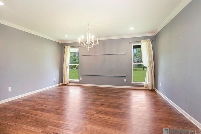 18485 H H Wilson Rd, Prairieville, LA 70769