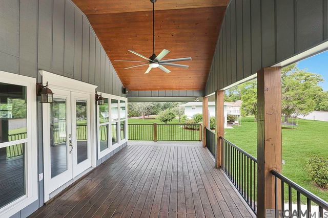 18485 H H Wilson Rd, Prairieville, LA 70769