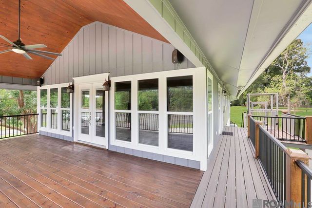 18485 H H Wilson Rd, Prairieville, LA 70769