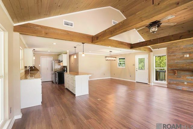 18485 H H Wilson Rd, Prairieville, LA 70769
