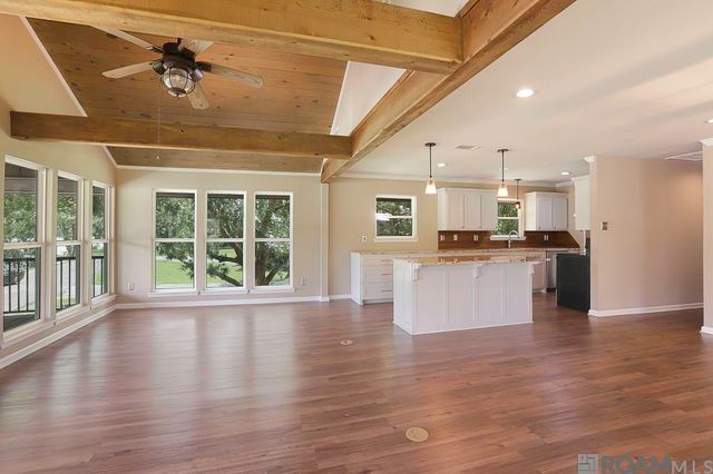 18485 H H Wilson Rd, Prairieville, LA 70769