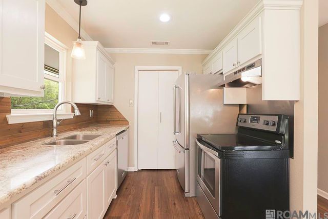 18485 H H Wilson Rd, Prairieville, LA 70769