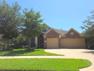 14822 Twin Waters Court, Houston, TX 77044