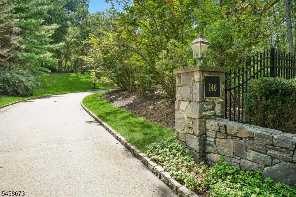 146 Village Rd, Harding Twp., NJ 07976 — photo 2