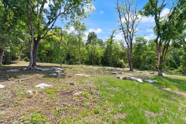 42 Furlong Avenue, Burnside, KY 42519