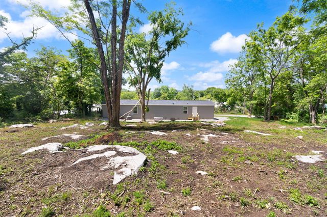 42 Furlong Avenue, Burnside, KY 42519