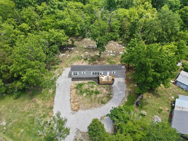 42 Furlong Avenue, Burnside, KY 42519