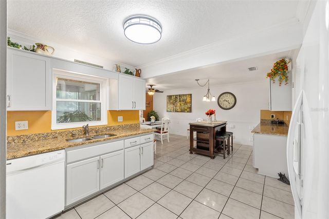 8900 SW 97TH LANE ROAD H, Ocala, FL 34481