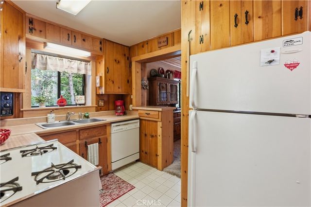 23404 Cloudview, Crestline, CA 92325
