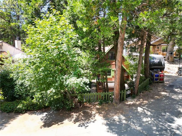 23404 Cloudview, Crestline, CA 92325