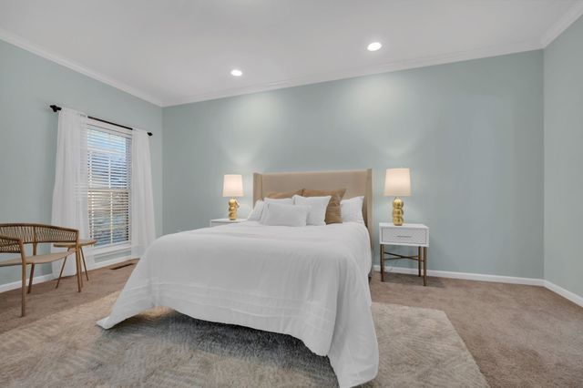 1034 Ridglea Drive, Burns, TN 37029