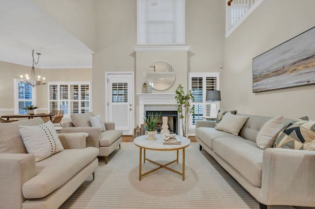 1034 Ridglea Drive, Burns, TN 37029