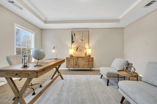 1034 Ridglea Drive, Burns, TN 37029