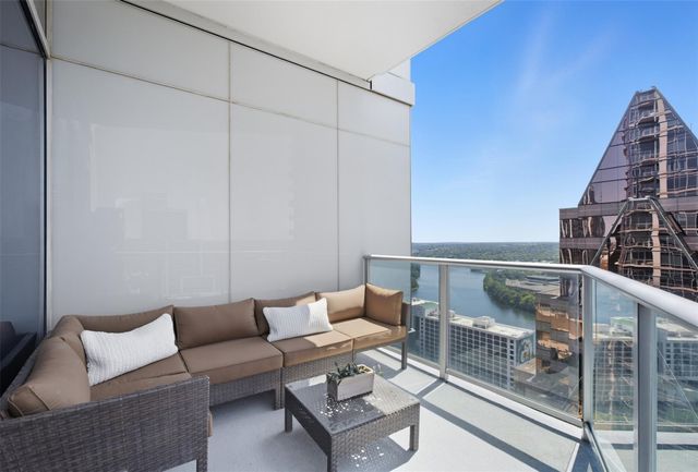 200 Congress Ave 25C, Austin, TX 78701