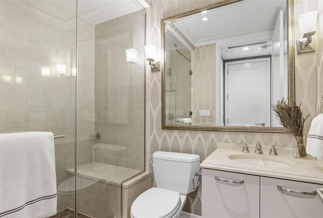 200 Congress Ave 25C, Austin, TX 78701