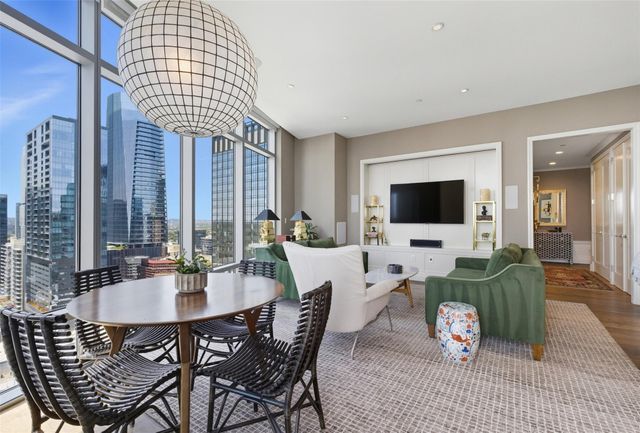200 Congress Ave 25C, Austin, TX 78701