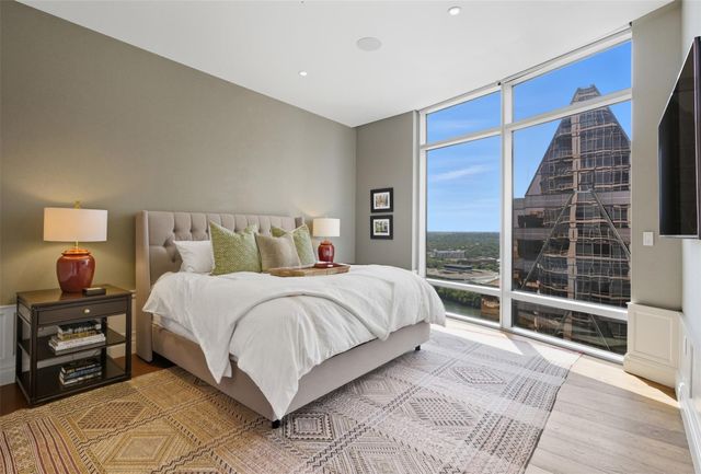 200 Congress Ave 25C, Austin, TX 78701