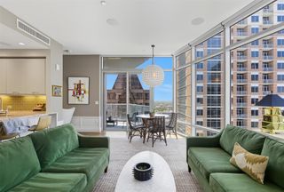 200 Congress Ave 25C, Austin, TX 78701