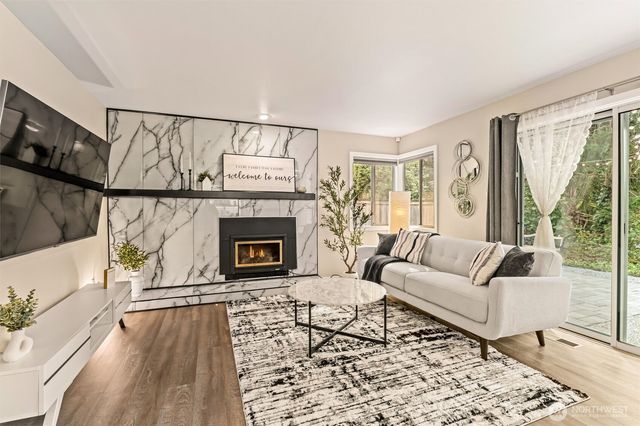 12637 104th Avenue NE, Kirkland, WA 98034