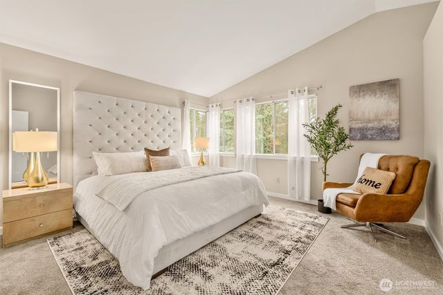 12637 104th Avenue NE, Kirkland, WA 98034