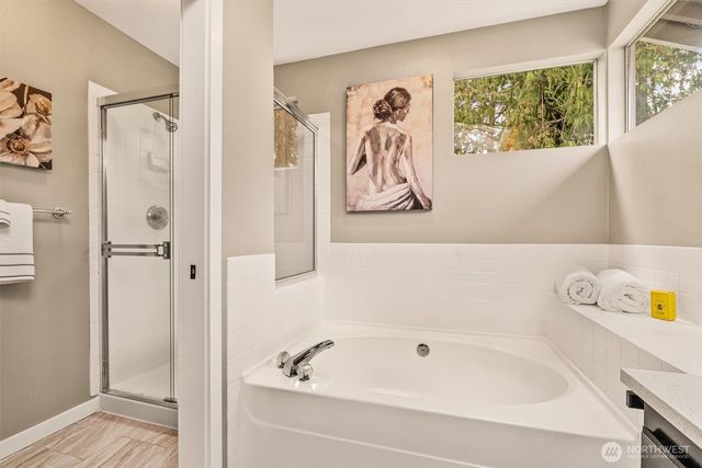 12637 104th Avenue NE, Kirkland, WA 98034