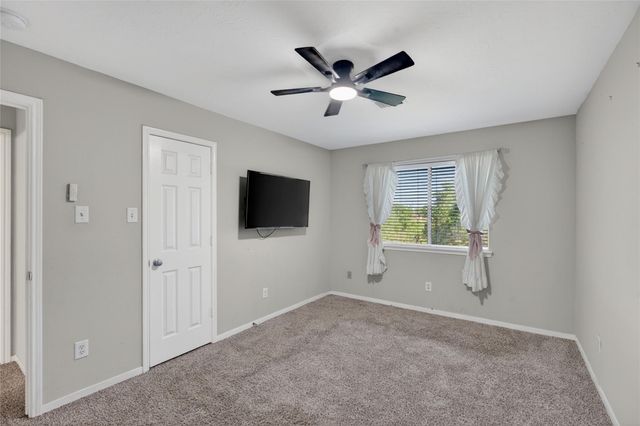 6046 Sandy Creek Drive, Baytown, TX 77523