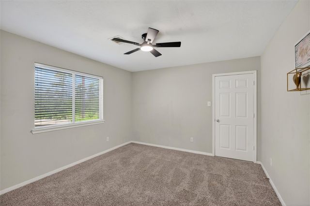 6046 Sandy Creek Drive, Baytown, TX 77523