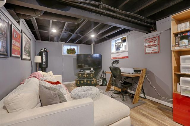 705 W 91st Street, Kansas City, MO 64114