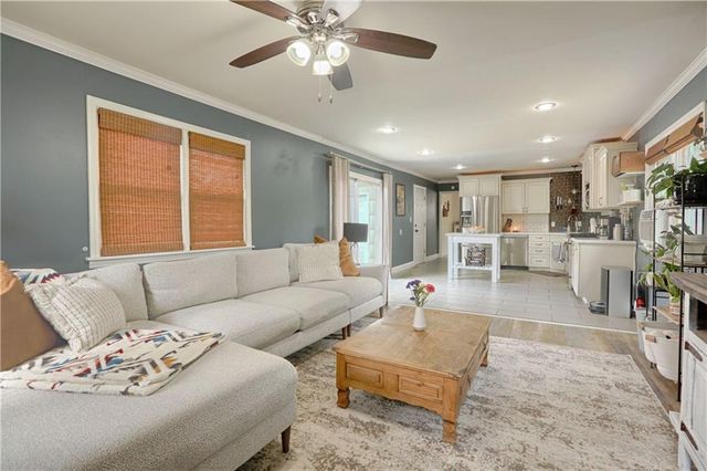 705 W 91st Street, Kansas City, MO 64114