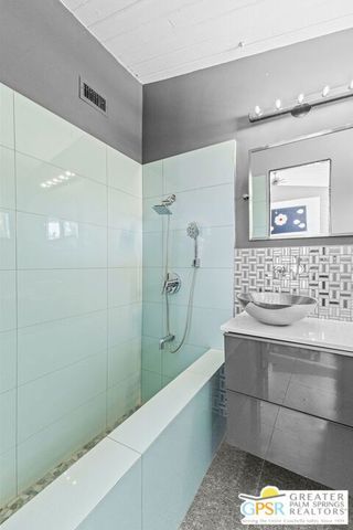 784 E Alexander Way, Palm Springs, CA 92262