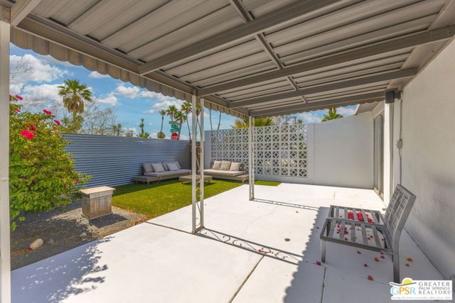 784 E Alexander Way, Palm Springs, CA 92262