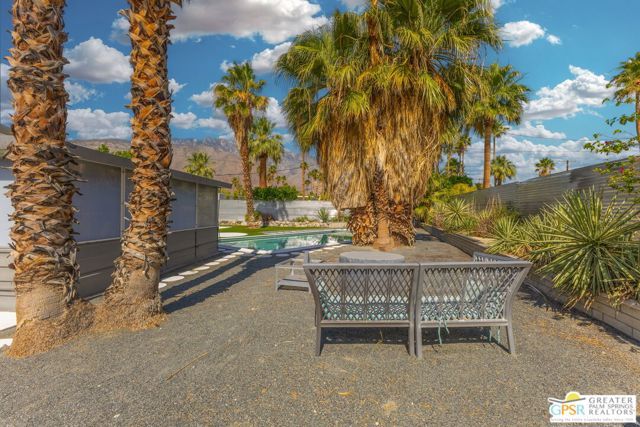 784 E Alexander Way, Palm Springs, CA 92262