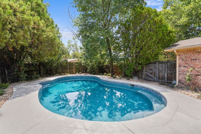 7212 Field View Lane, Dallas, TX 75249