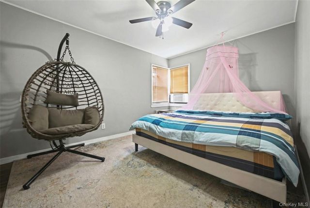 1733 5th Avenue, Bay Shore, NY 11706