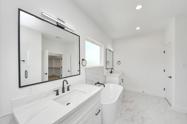 103 Frawley Street, Houston, TX 77009