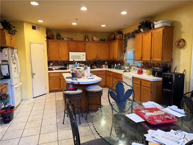 14852 Rosetown, Fontana, CA 92336