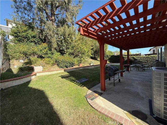 14852 Rosetown, Fontana, CA 92336