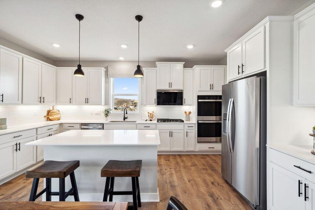 3788 Brookside Drive, Chaska, MN 55318 — photo 2