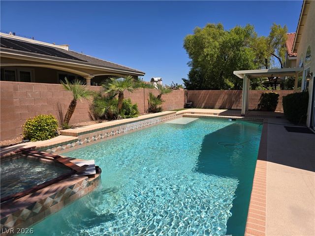 2232 Alanhurst Drive, Henderson, NV 89052
